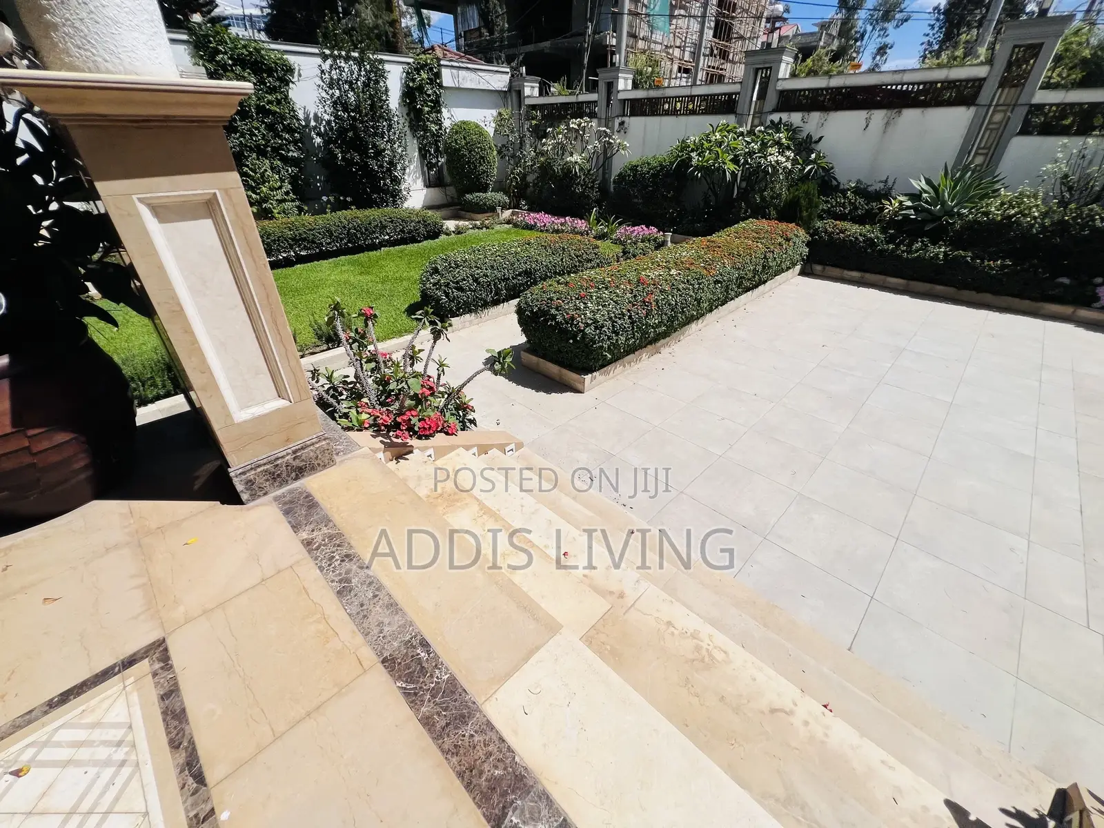 8bdrm Villa in Bole for rent