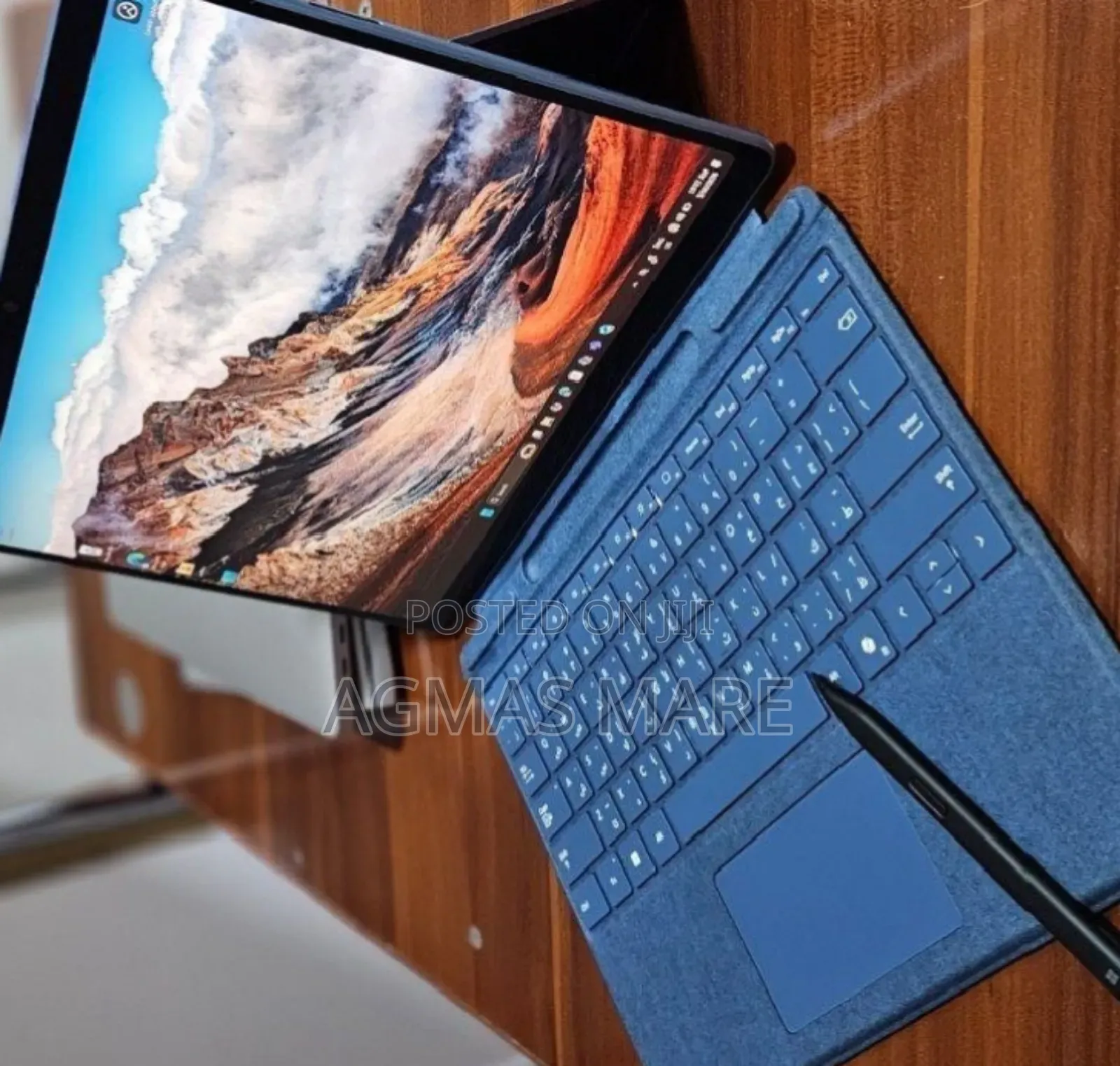 New Microsoft Surface Pro 11th Edition, a Copilot+ PC 16GB SSD 512GB