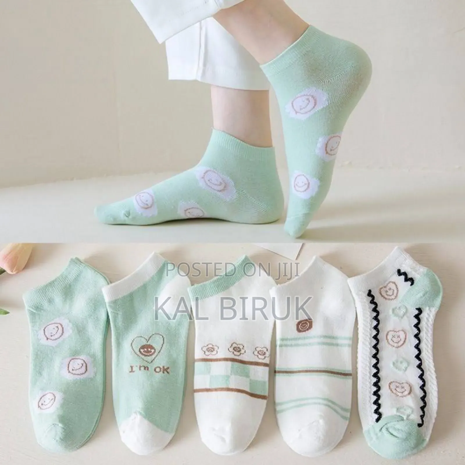 Striped Mid-calf Socks.