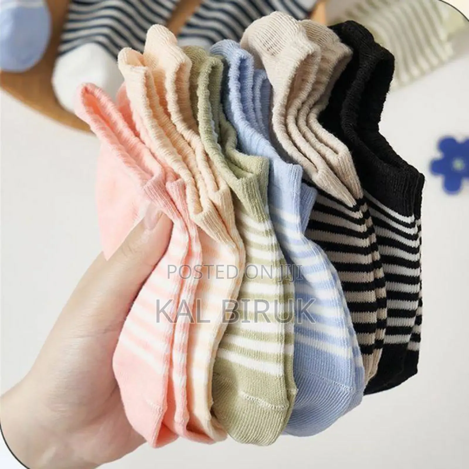 Striped Mid-calf Socks.