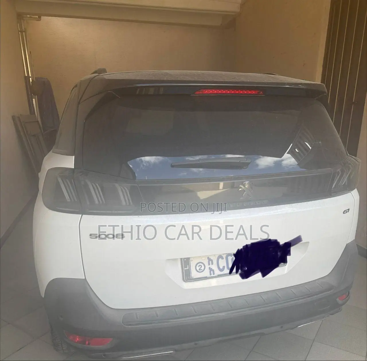 Peugeot 5008 2022 White