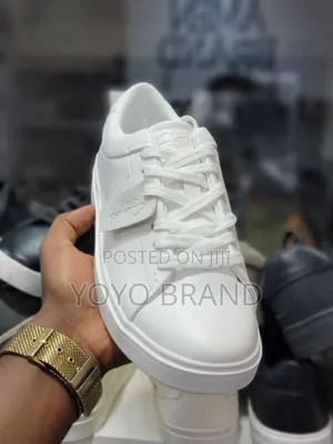 New Arrival Clarks Lather White Fashion Shoes