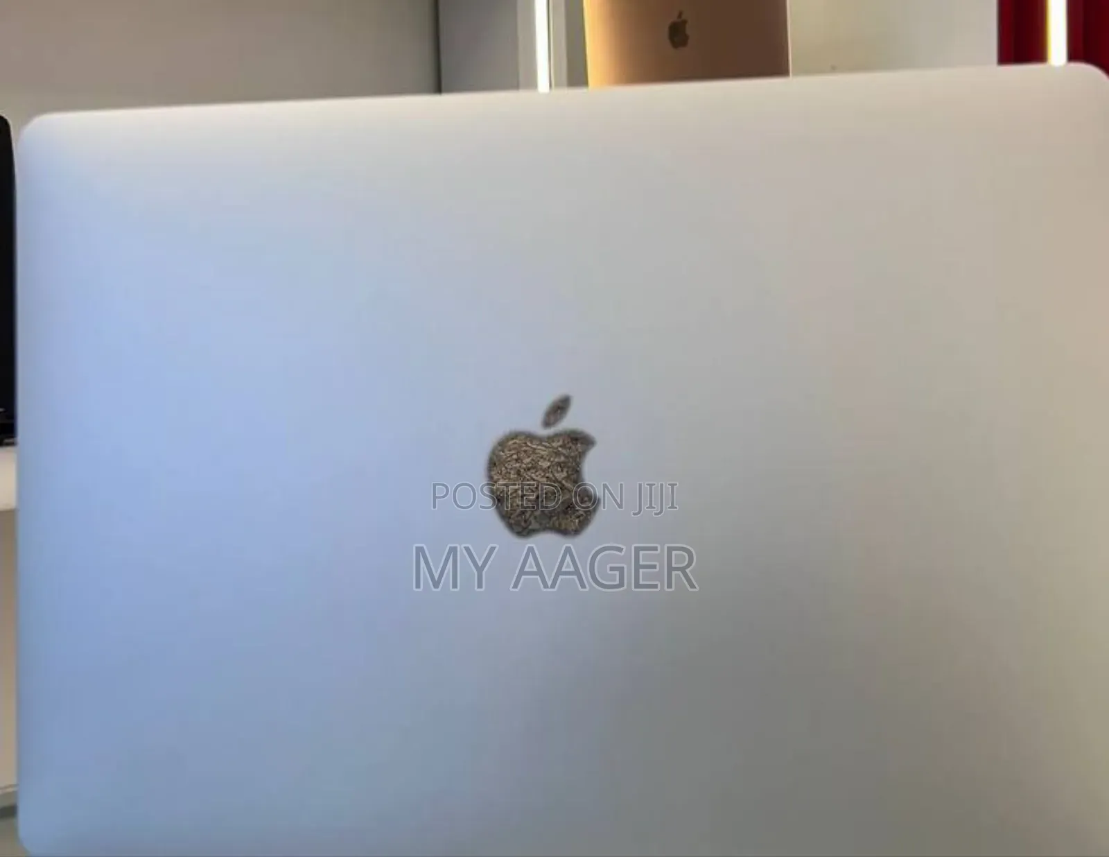 New Laptop Apple MacBook Air 2020 M1 8GB Intel Core i7 SSD 256GB