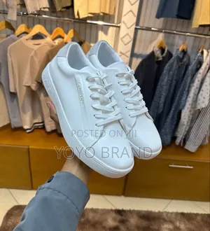 New Arrival Calvin Klein White Lather Fashion Shoes