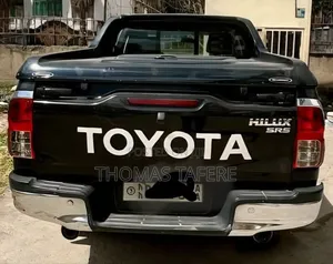 Toyota Hilux 2020 Black