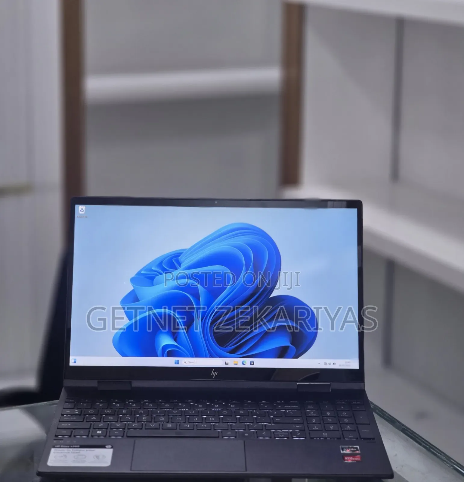New Laptop HP Envy x360 16GB AMD Ryzen 7 SSD 512GB