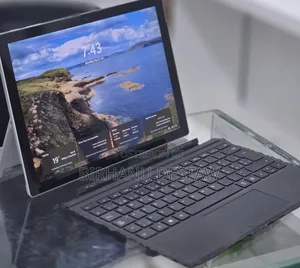 New Laptop Microsoft Surface Pro 4 8GB Intel Core i5 SSD 256GB