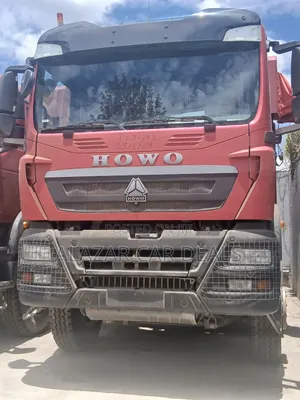 New Sinotruk Howo 2025 Red