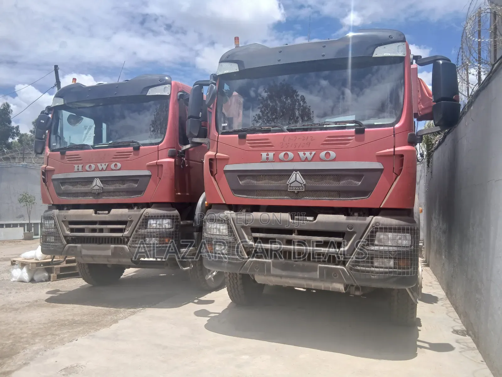 New Sinotruk Howo 2025 Red