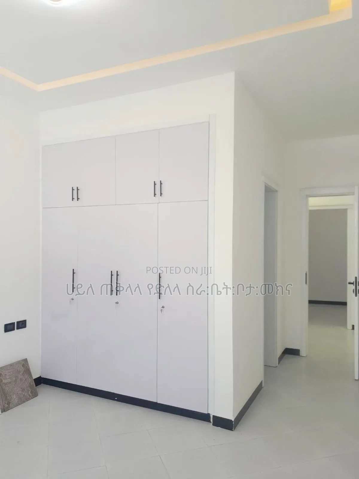 Furnished 3bdrm Villa in Ayat Zone Inside, Yeka for sale