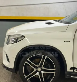 Mercedes-Benz GLE-Class 2016 White