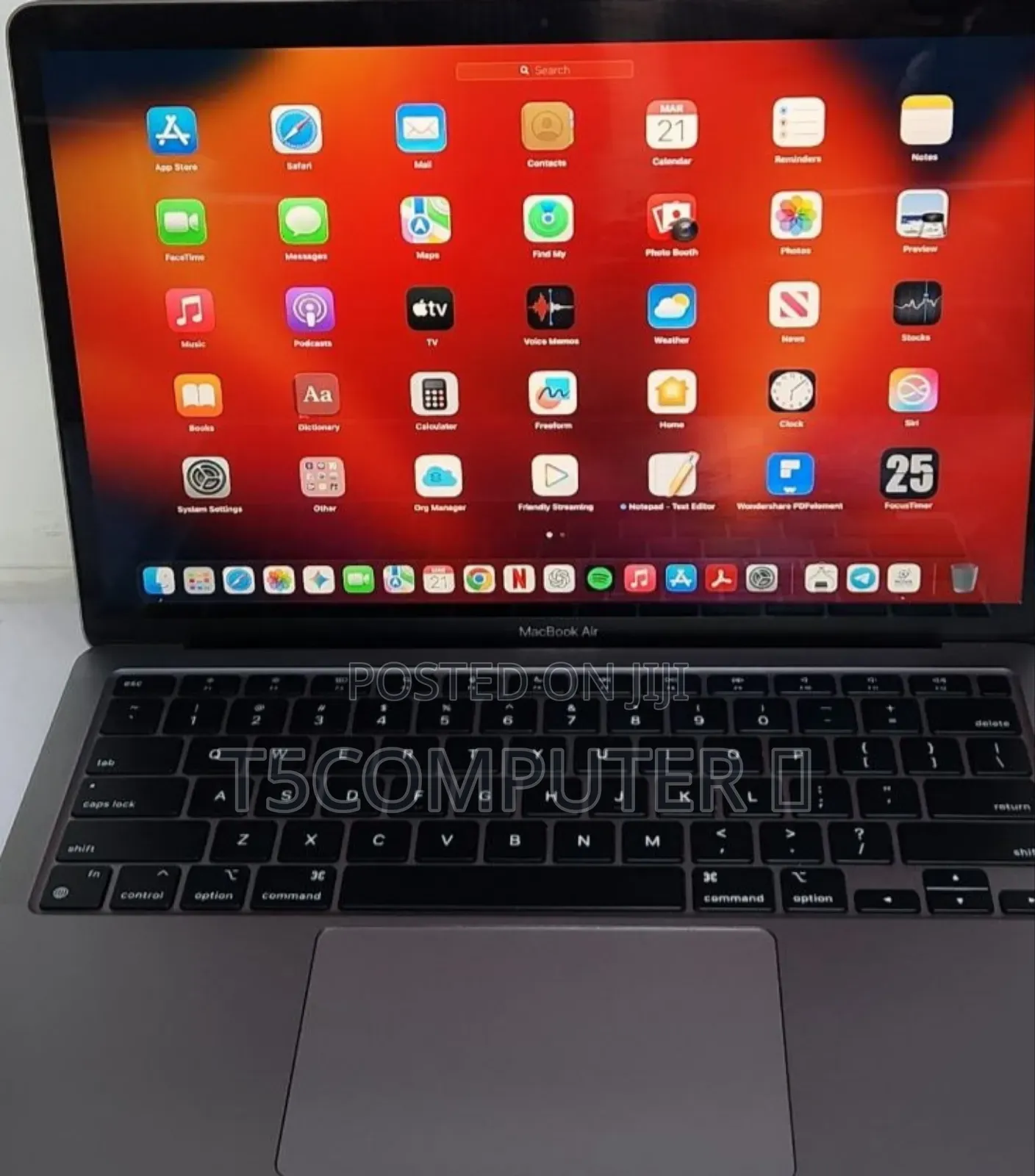 New Laptop Apple MacBook Air 2020 M1 8GB Apple M1 SSD 256GB