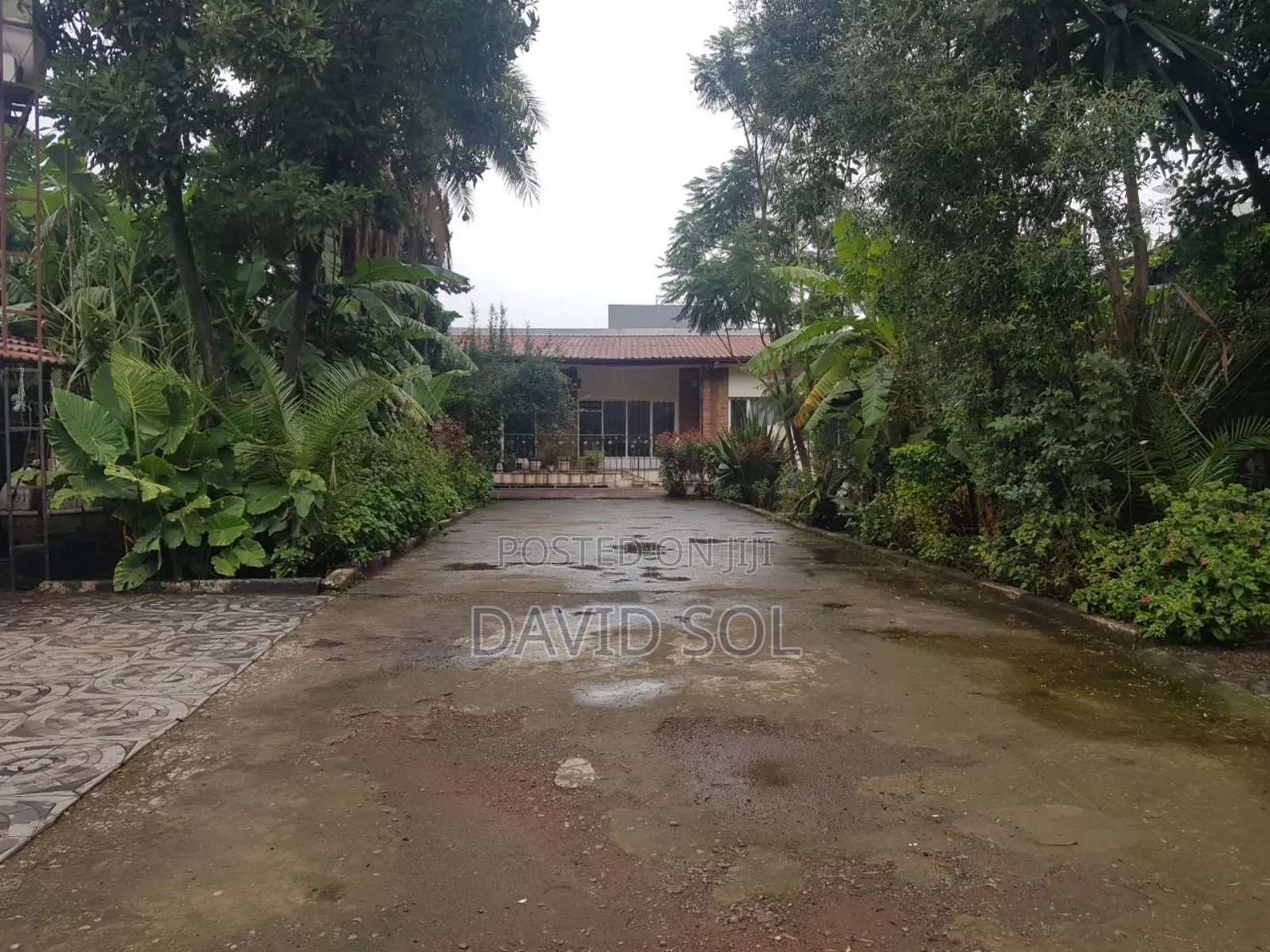 Furnished 5bdrm House in Akaky Kaliti for sale