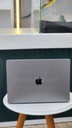 New Laptop Apple MacBook Pro 2021 M1 16GB Apple M1 Pro SSD 512GB