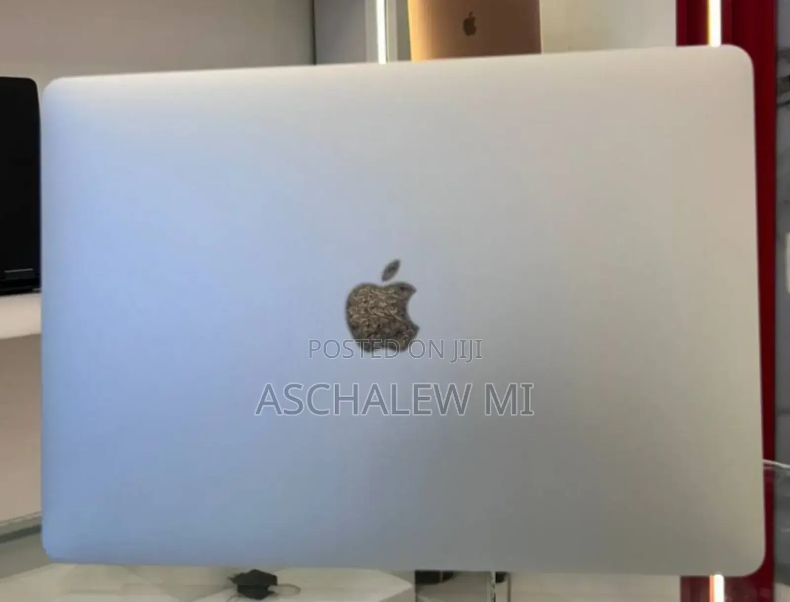 New Laptop Apple MacBook Air 2020 M1 8GB Apple M1 SSD 256GB