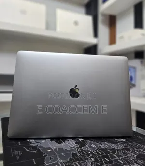 New Laptop Apple MacBook 16GB Intel Core i9 SSD 512GB