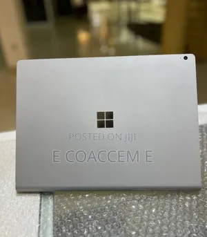 New Laptop Microsoft Surface 16GB Intel Core i7 SSD 256GB