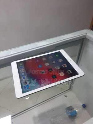 New Apple iPad Air 64 GB Silver