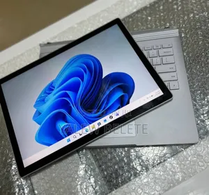 New Laptop Microsoft Surface Book 3 16GB Intel Core i7 SSD 256GB