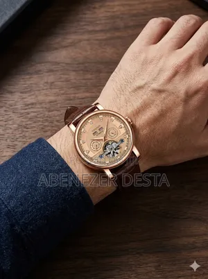 Tevise Automatic Mechanical Watch Features a Leather Strap