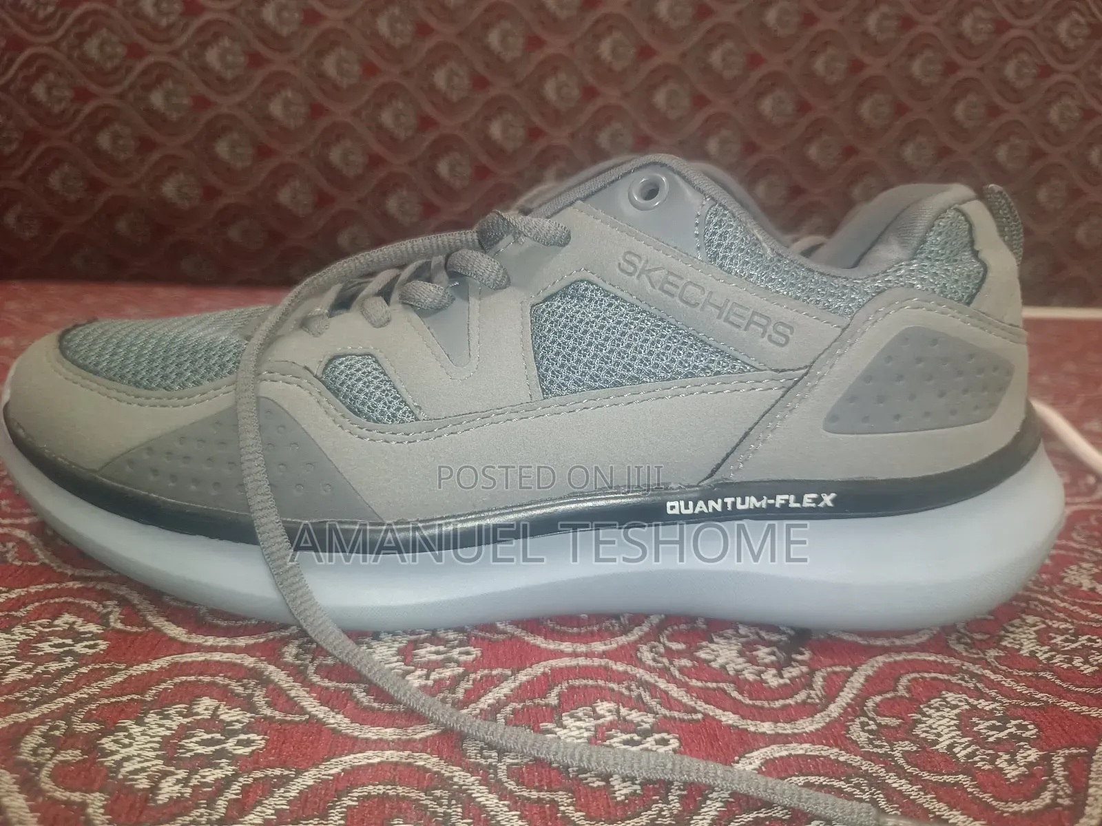 Sketchers Shoes