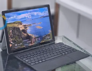 New Laptop Microsoft Surface Pro 4 8GB Intel Core i5 SSD 256GB