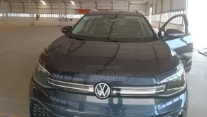 Volkswagen ID.6 2023 Black