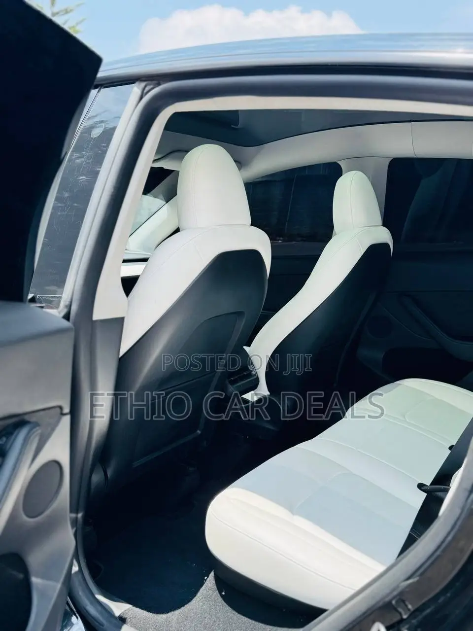 Tesla Model Y 2024 Black