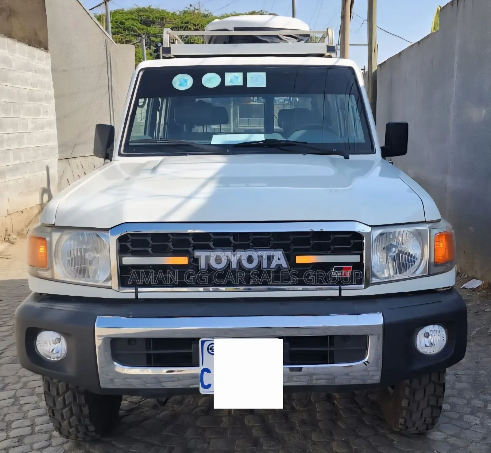 Toyota Land Cruiser 2014 White