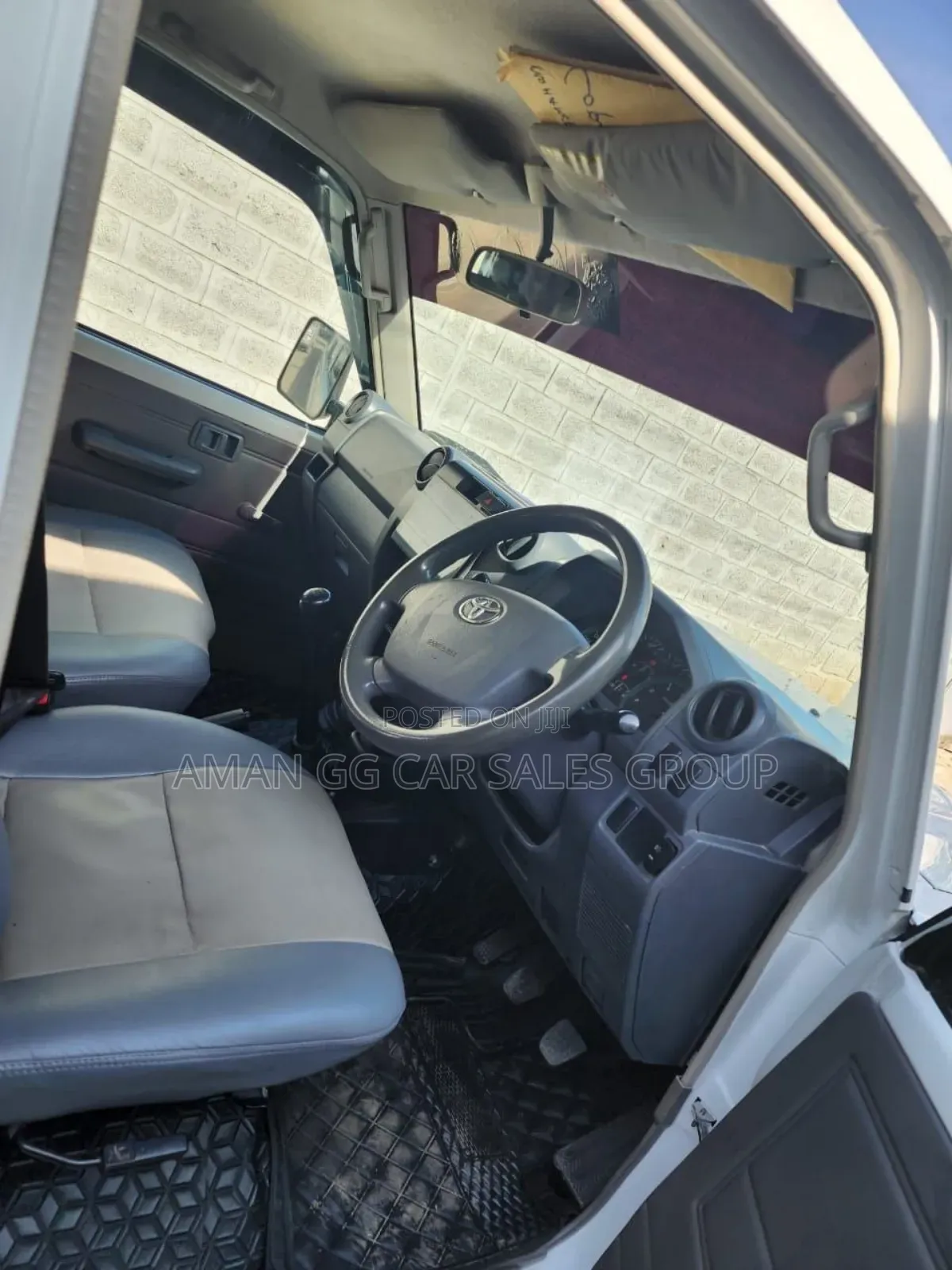 Toyota Land Cruiser 2014 White