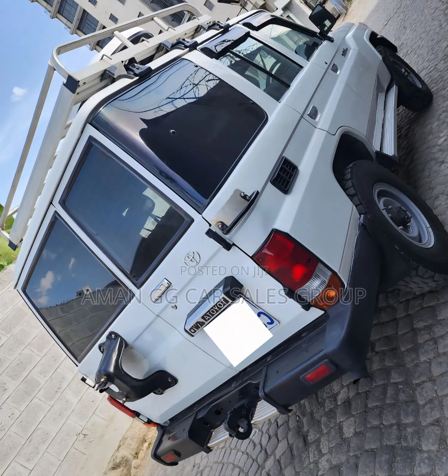 Toyota Land Cruiser 2014 White