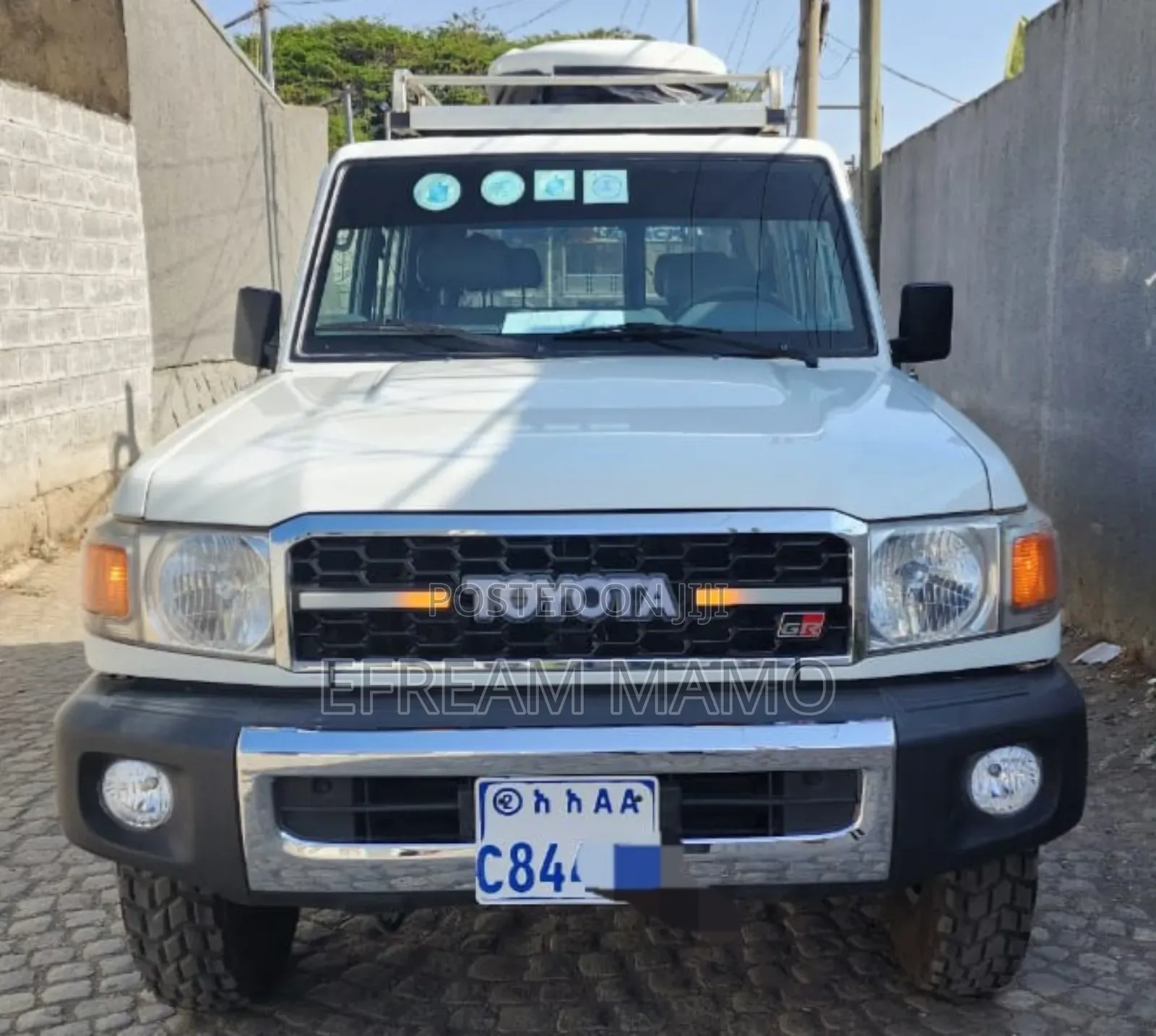 Toyota Land Cruiser 2014 White