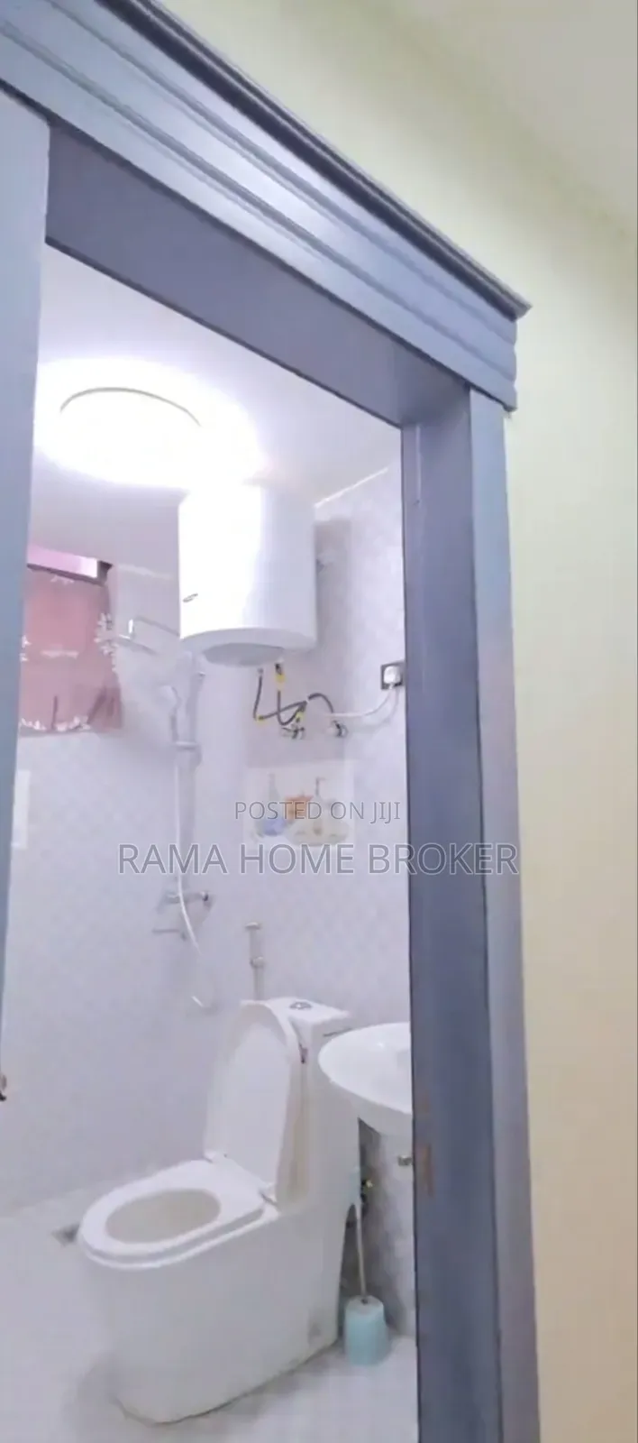 Furnished 3bdrm Condo in አያት 49 40/60 ኮንዶሚኒየም, Yeka for sale