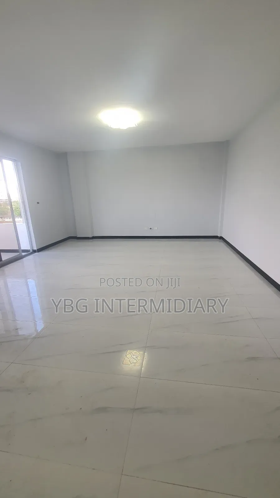 Furnished 4bdrm Apartment in Apartment, Yeka for sale