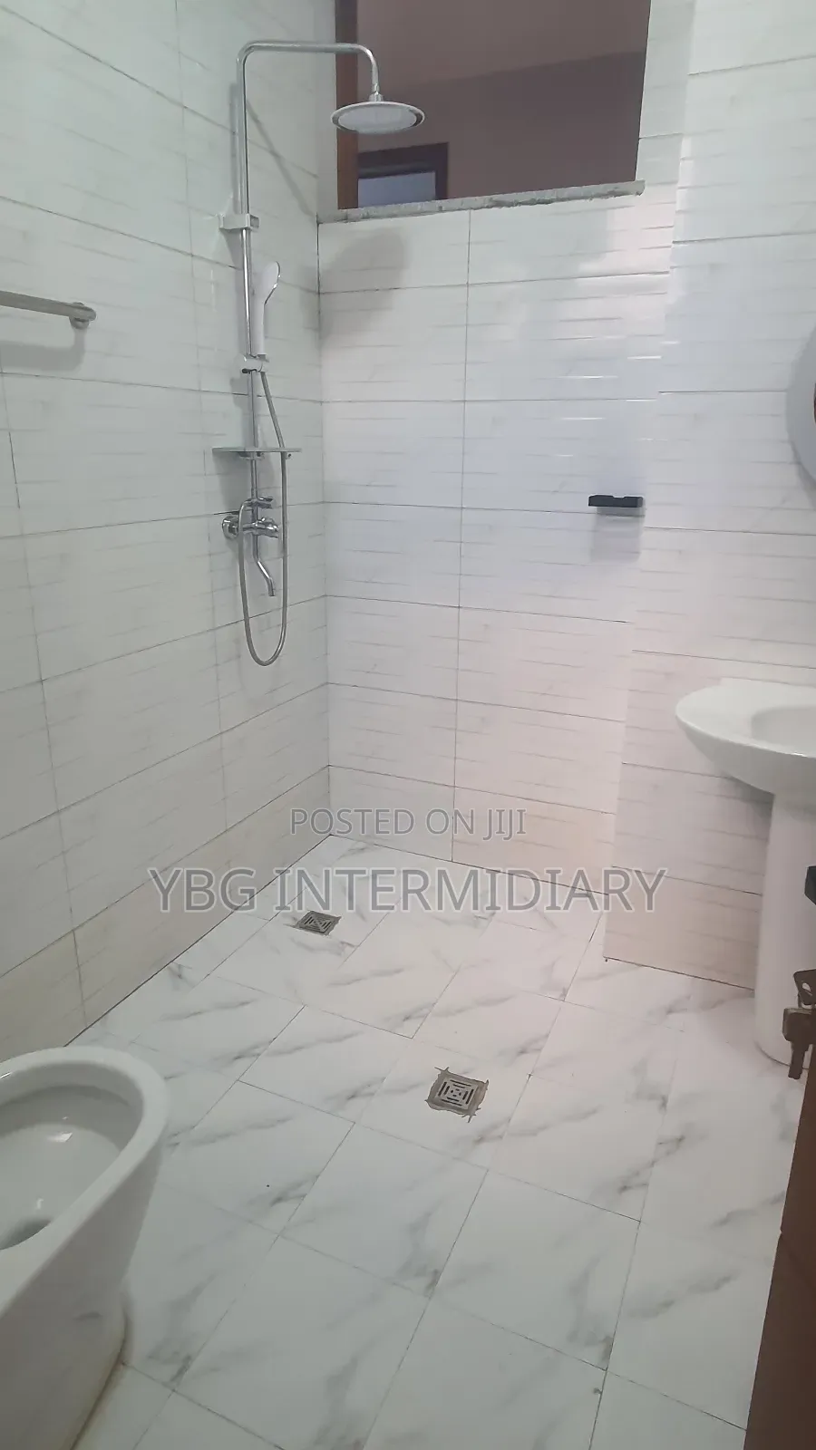 Furnished 4bdrm Apartment in Apartment, Yeka for sale