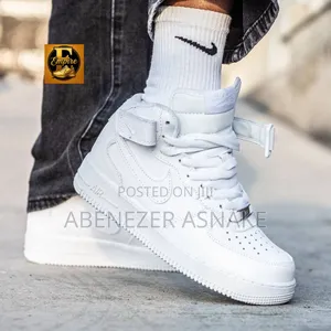 Nike Air Force 1 Mid