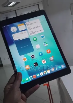 New Apple iPad Wi-Fi 64 GB