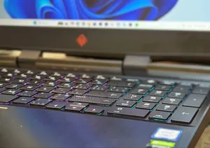 New Laptop HP Omen 15 16GB Intel Core i7 SSD 1T