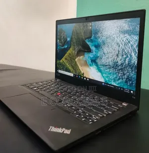 New Laptop Lenovo 1GB AMD Ryzen 7 SSD 512GB