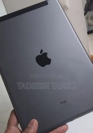 New Apple iPad 10.2 (2019) 64 GB Silver