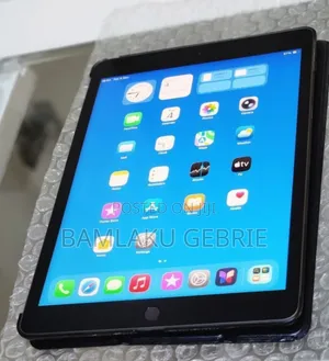 New Apple iPad 10.2 (2019) 128 GB