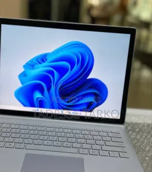 New Laptop Microsoft Surface Book 3 16GB Intel Core i7 SSD 256GB
