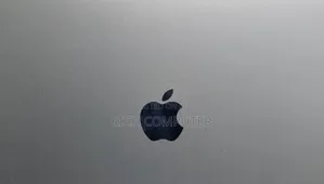 New Laptop Apple MacBook 2016 16GB AMD SSD 512GB