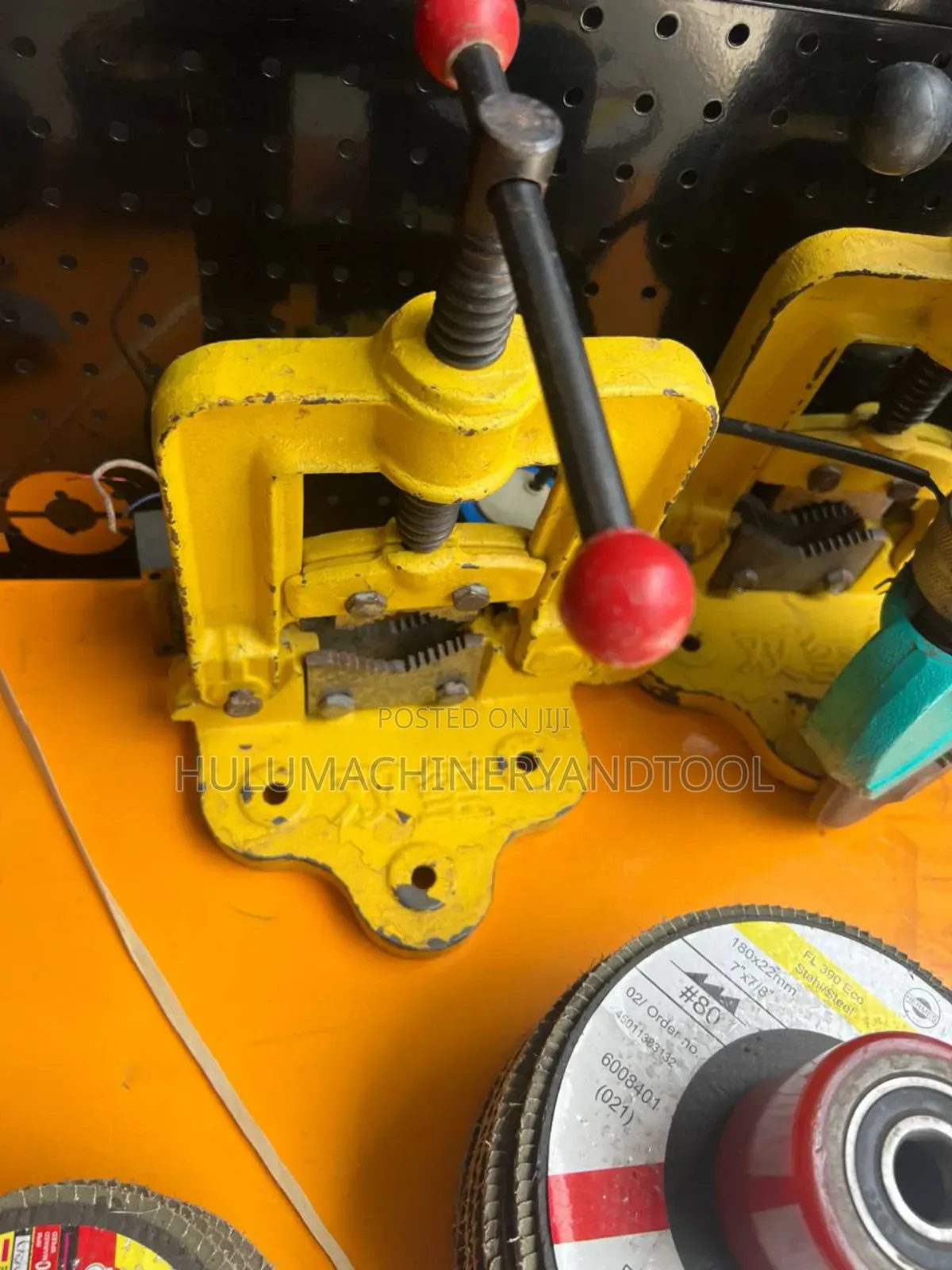 Heavy-duty Bench Pipe