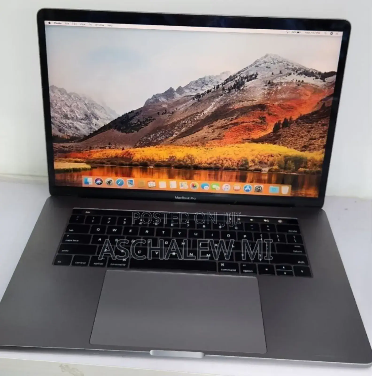 New Laptop Apple MacBook Pro 2016 16GB Intel Core i7 SSD 512GB