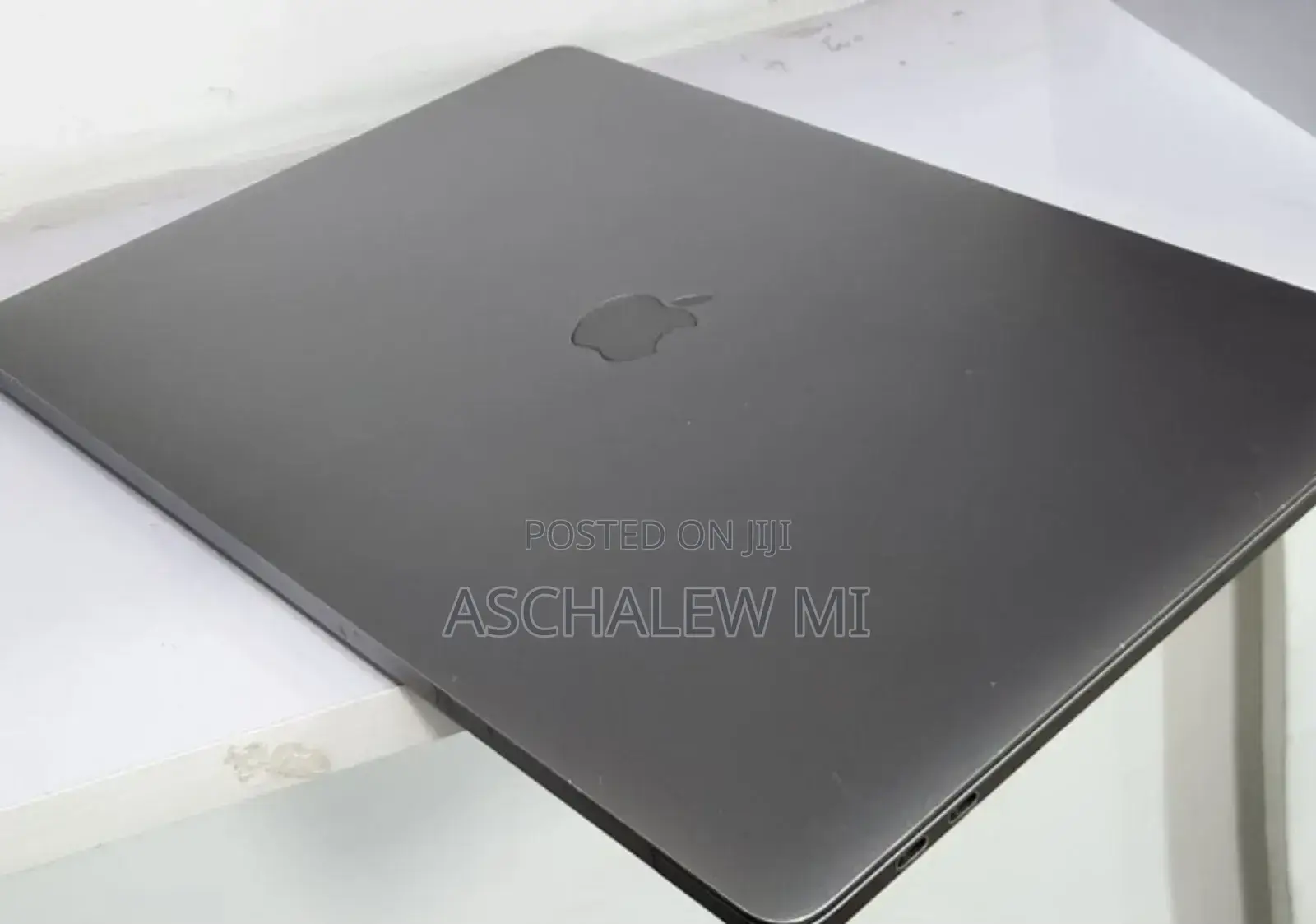 New Laptop Apple MacBook Pro 2016 16GB Intel Core i7 SSD 512GB