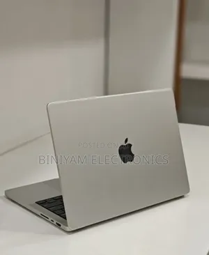 New Laptop Apple MacBook Pro M1 16GB Apple M4 SSD 1T
