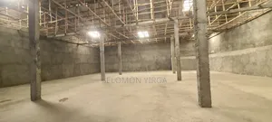 የሚከራይ መጋዘን