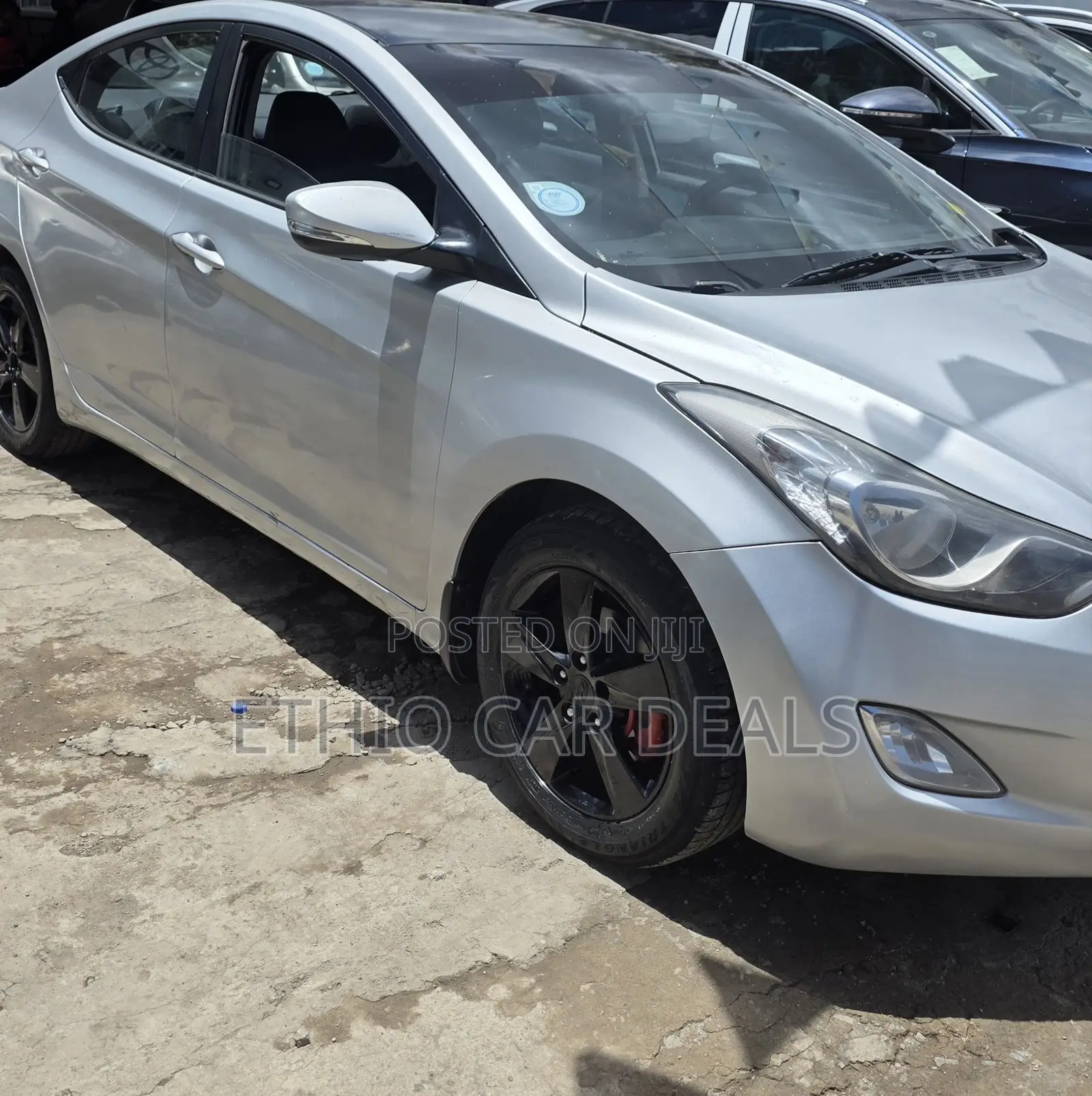 Hyundai Elantra 2012 Silver