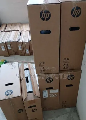 New Laptop HP OmniStudio X All-in-One 16GB Intel Core i7 SSD 256GB